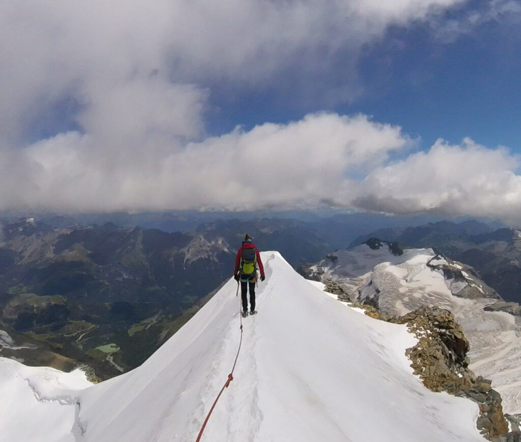 Hochtour Bianco Grat Piz Palü Bergführer mit Seil